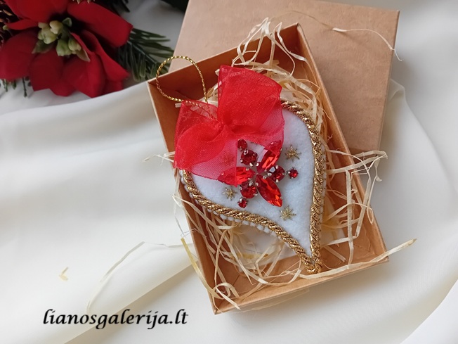 kalėdinis žaisliukas "Raudona širdelė"