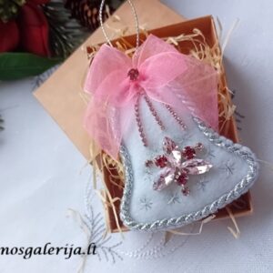 kalėdinis rožinis varpelis